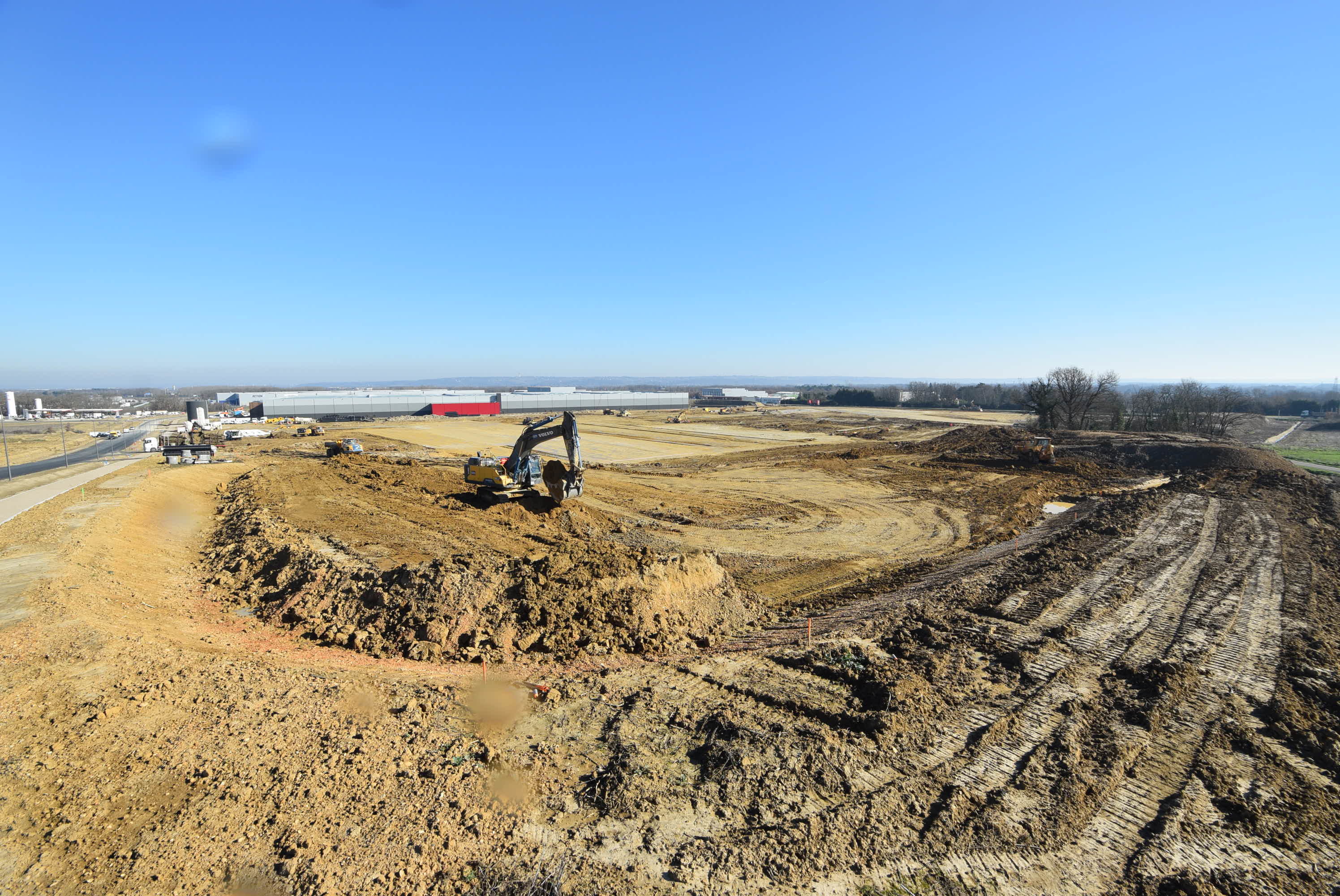 13 février – Terrassement du futur parking VL