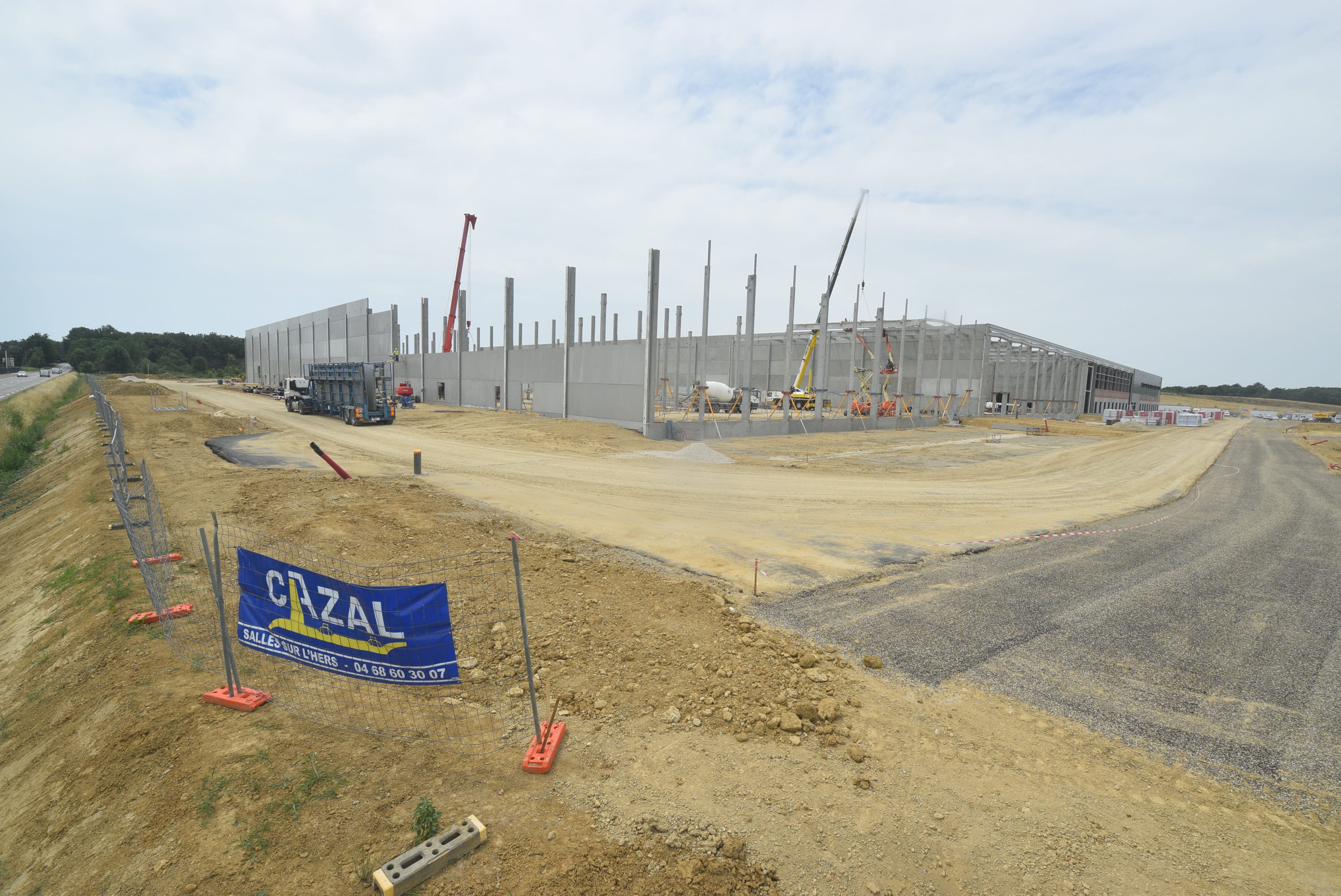 24 juin – Pose des derniers éléments muraux