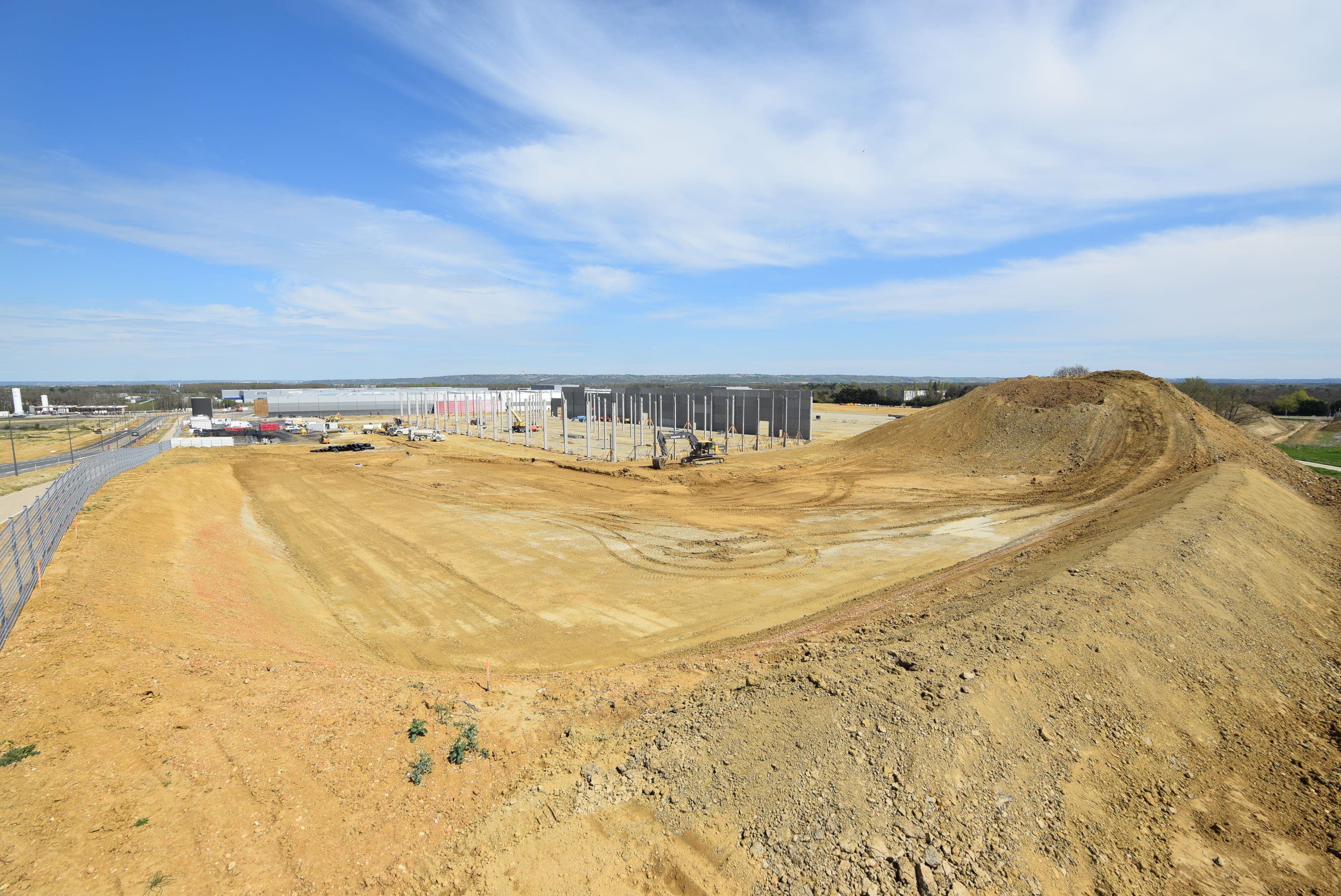 5 avril – Pose mur coupe-feu entre la cellule 1 et la cellule 2