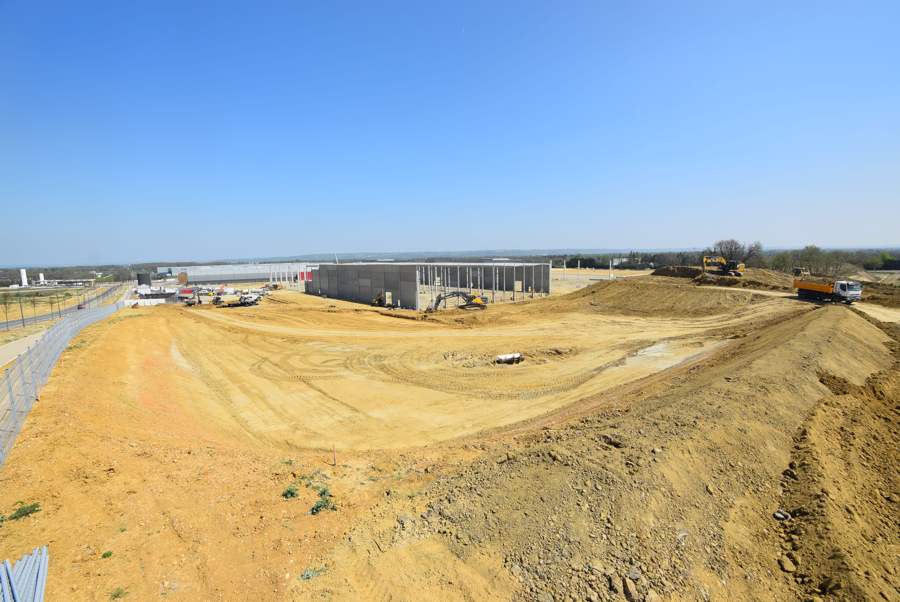 12 avril – Mur coupe-feu entre zone bureaux et cellule 1
